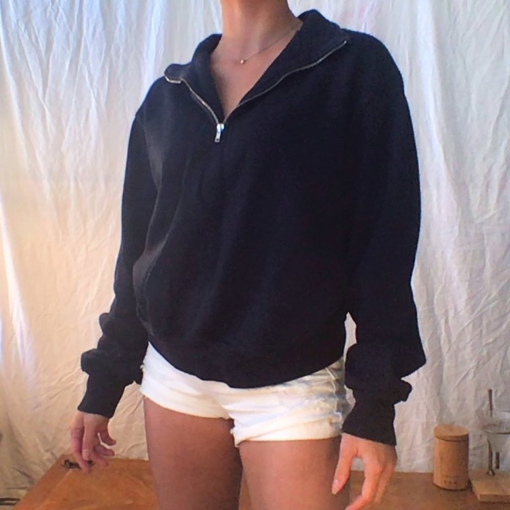 Brandy Melville Missy Sweatshirt